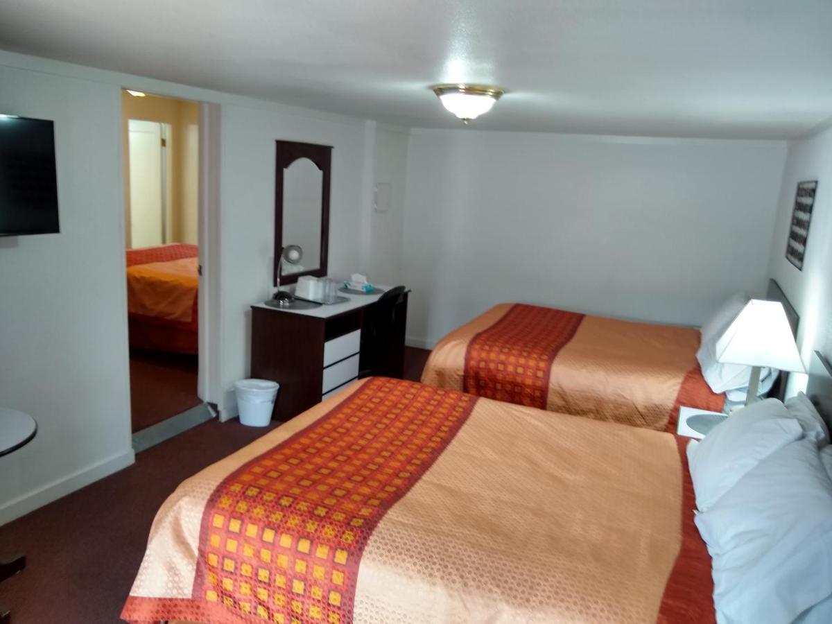 Holiday Motel เบนด์ ภายนอก รูปภาพ