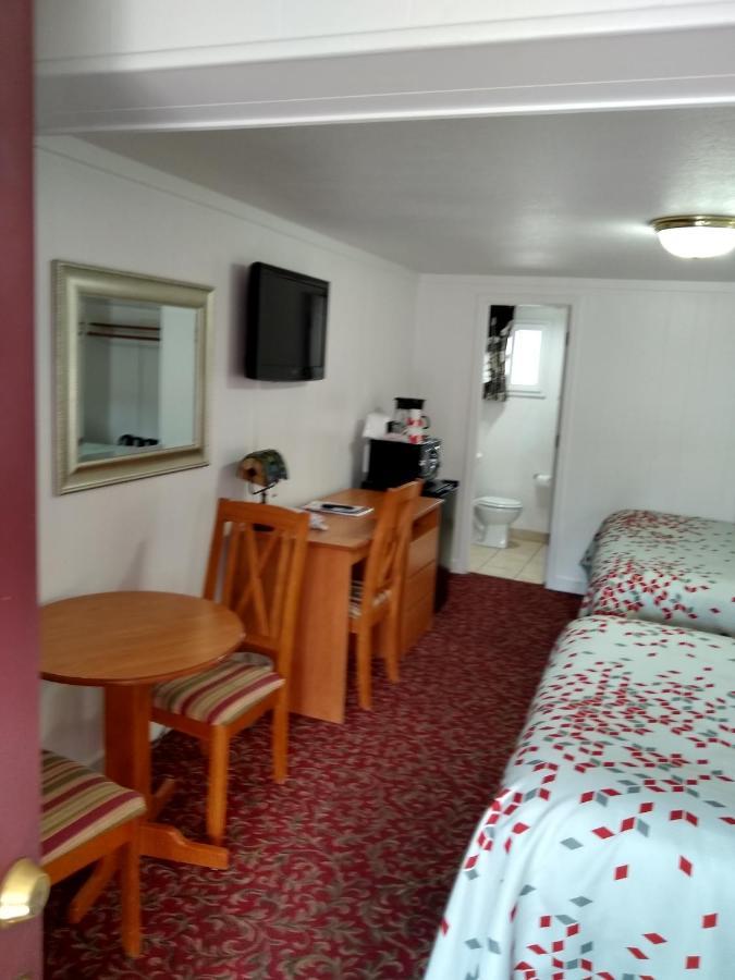 Holiday Motel เบนด์ ภายนอก รูปภาพ
