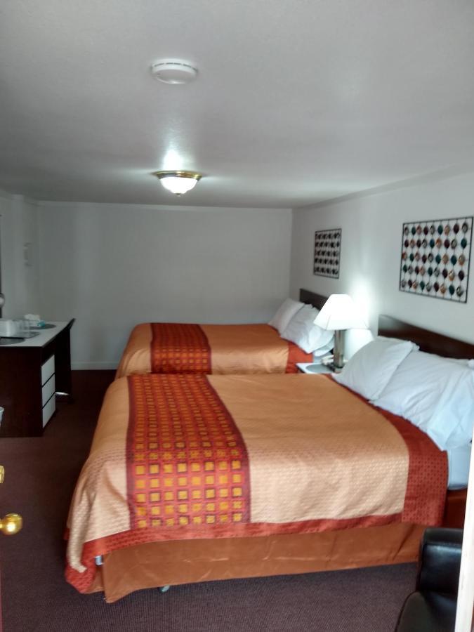 Holiday Motel เบนด์ ภายนอก รูปภาพ