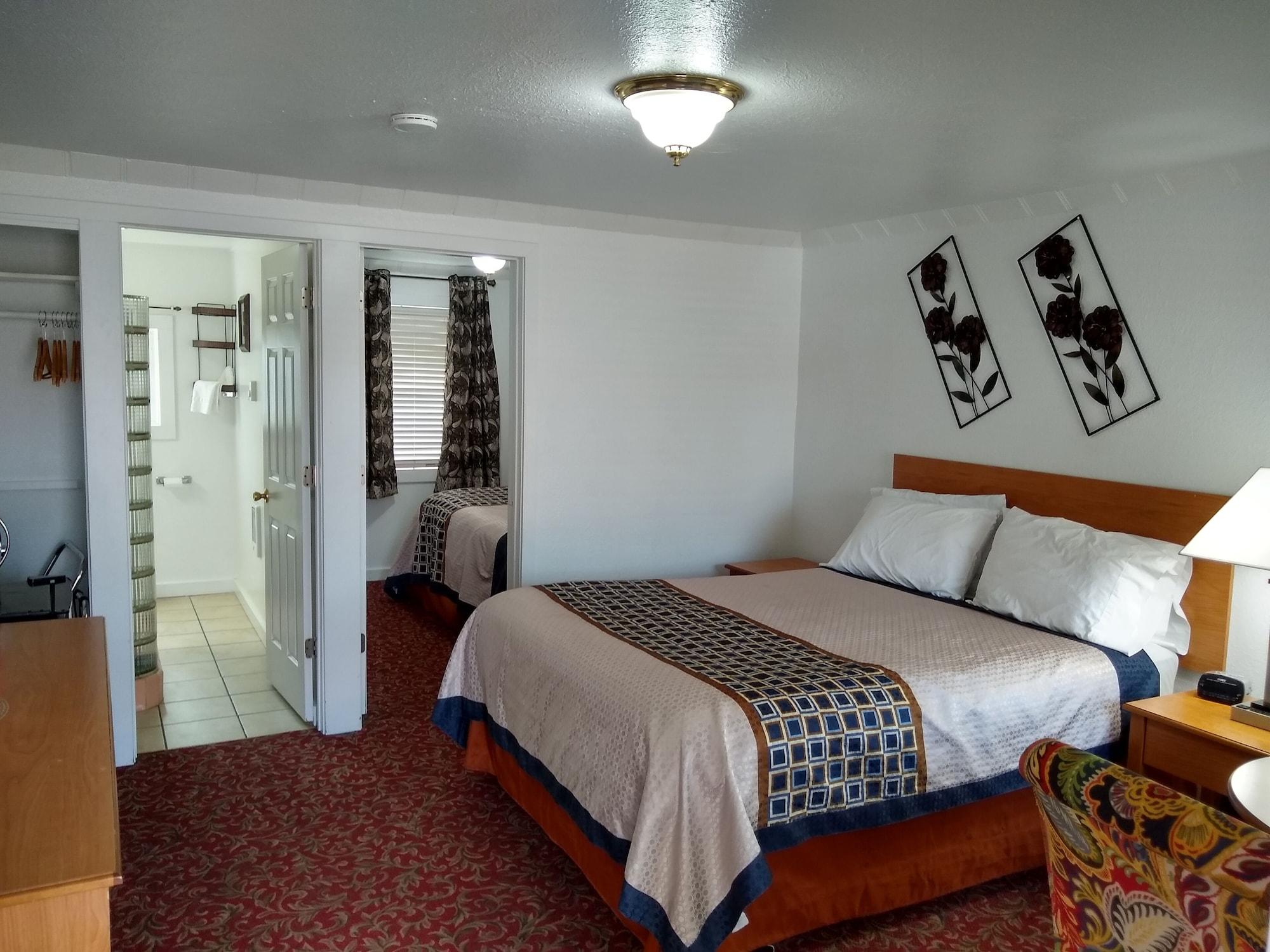 Holiday Motel เบนด์ ภายนอก รูปภาพ