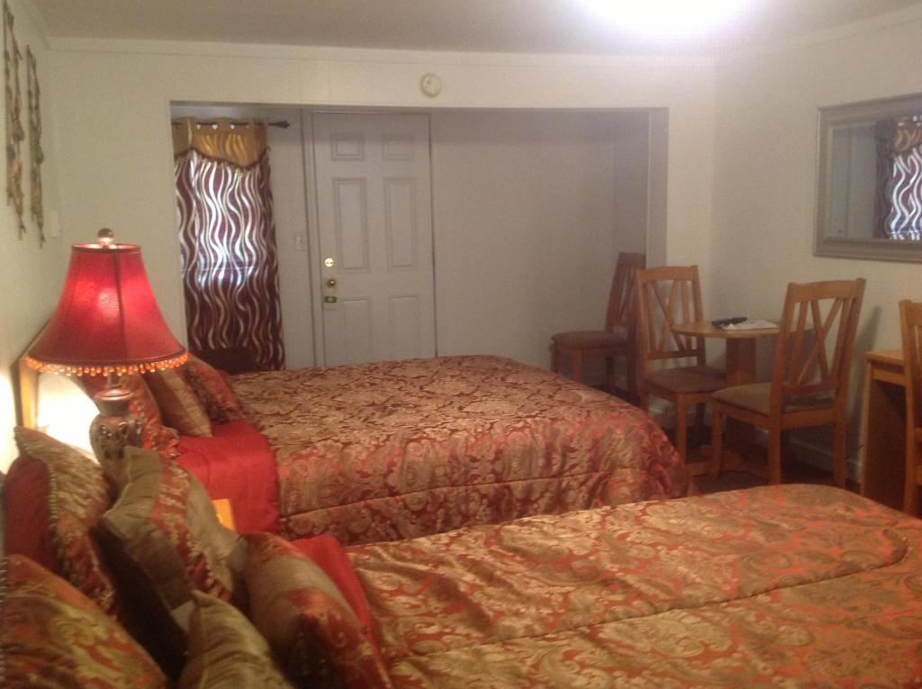 Holiday Motel เบนด์ ภายนอก รูปภาพ