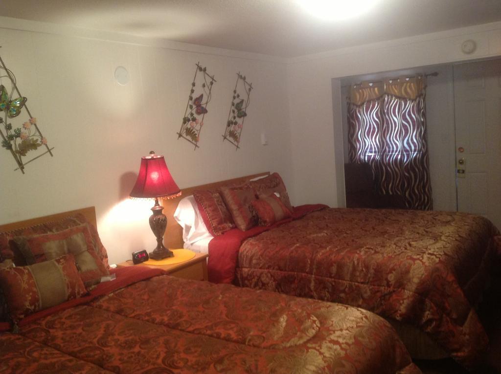 Holiday Motel เบนด์ ภายนอก รูปภาพ